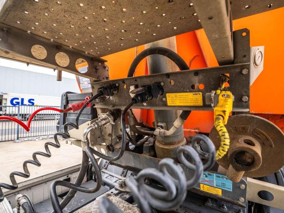Schmitz SGF-S3-GEISOLEERDE KIPPER-27m3 Photo 13