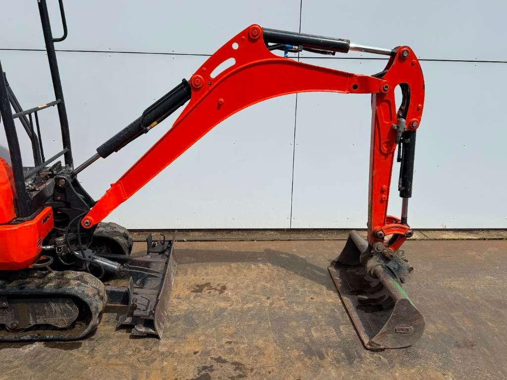 Kubota U17-3 - Hydr. Undercarriage / Hammer Lines Photo 13