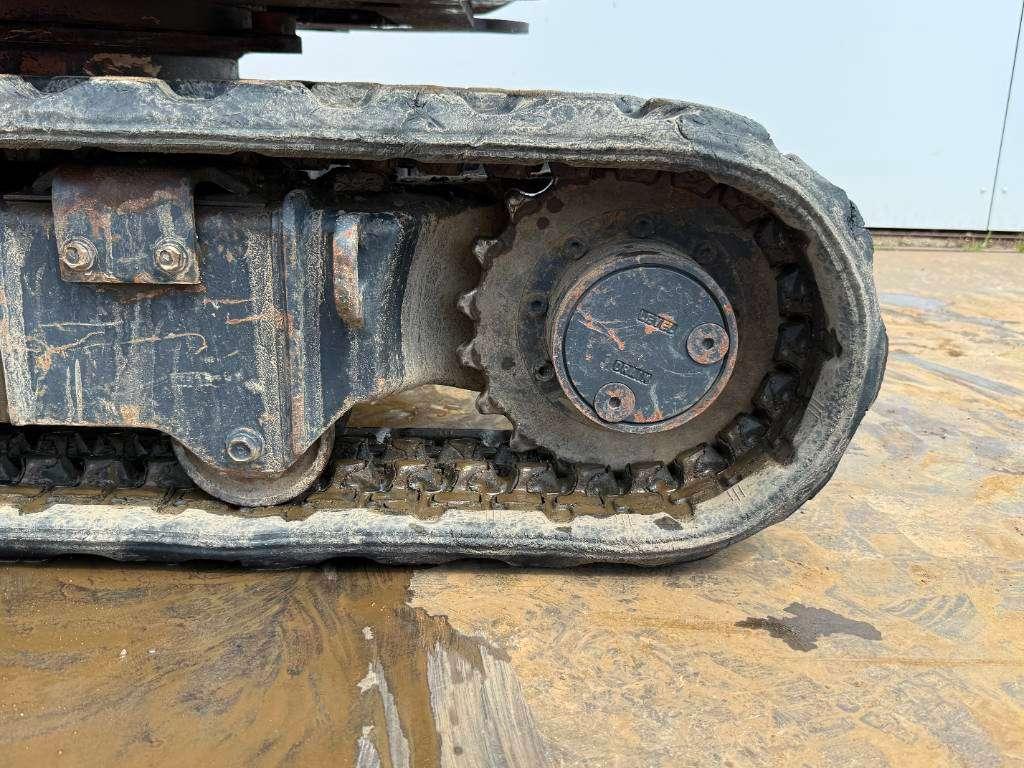 Kubota U17-3 - Hydr. Undercarriage / Hammer Lines Photo 20