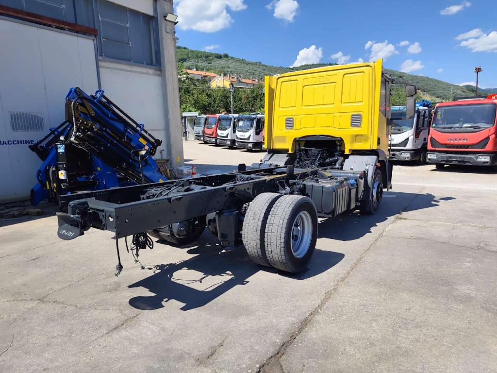 Iveco EUROCARGO 120E28P Photo 13