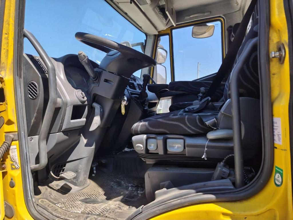 Iveco EUROCARGO 120E28P Photo 7