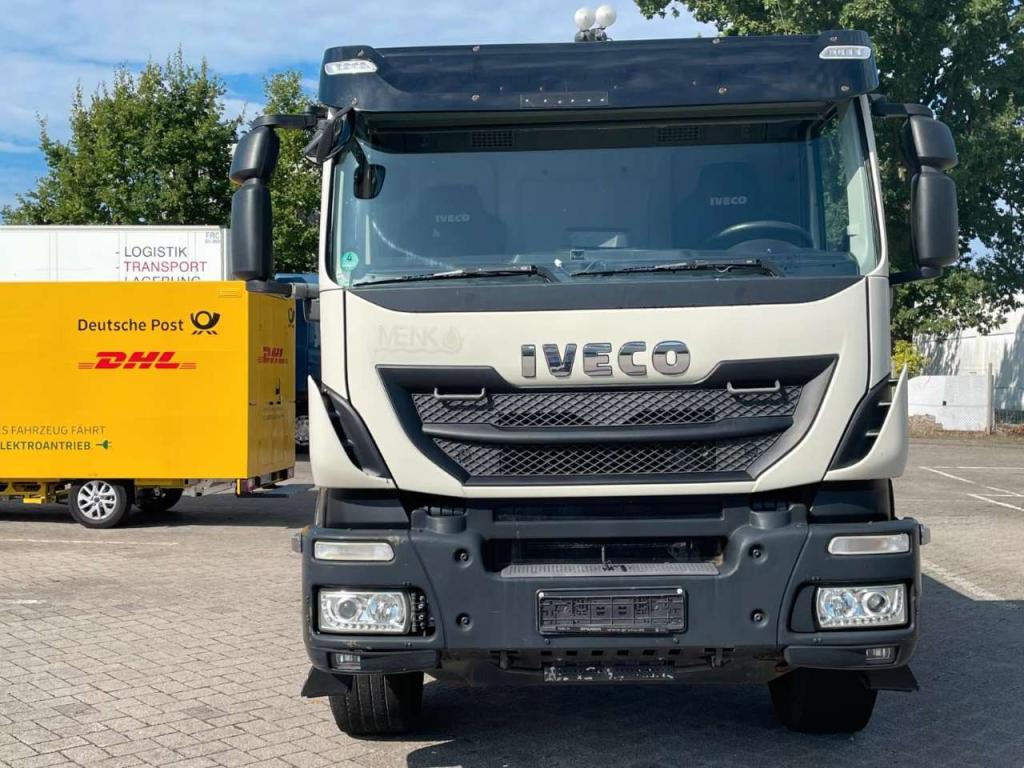Iveco TRAKKER 260T45/P Photo 30