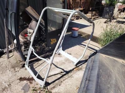 Takeuchi TB217 Photo 1