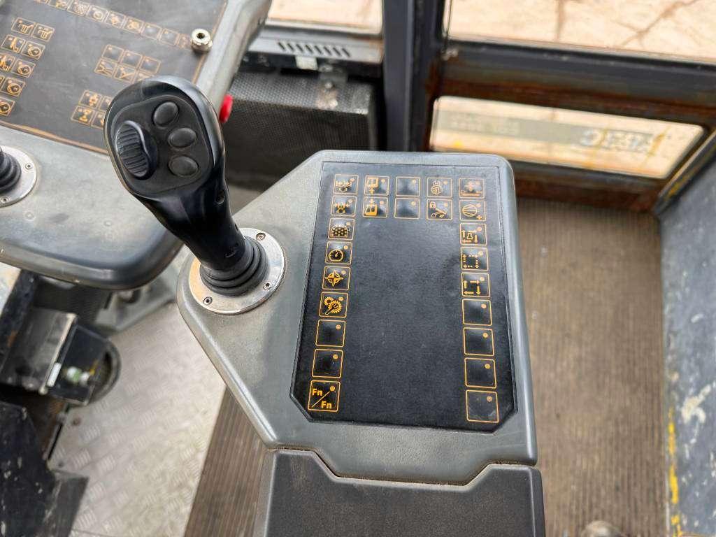 Atlas Copco Boomer XE3C - 1000V / COP 3084 Drills Photo 12