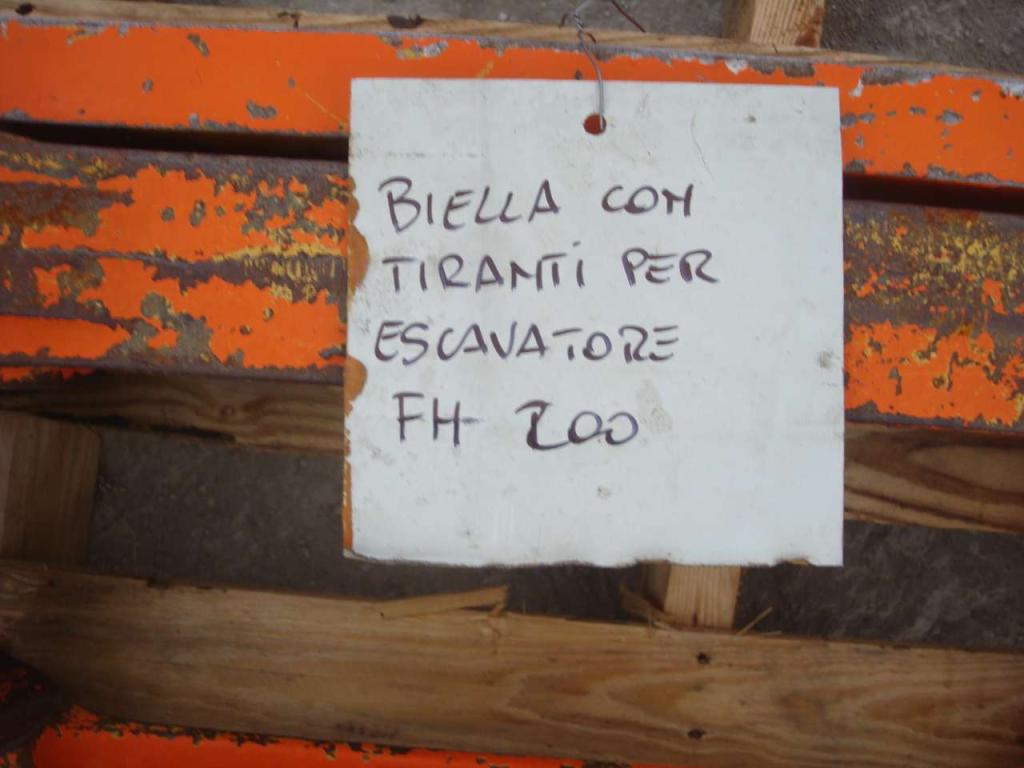Biella con tiranti per benna for Fiat Hitachi FH200 Photo 5