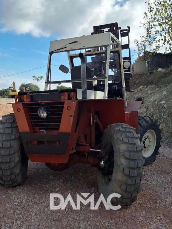 Manitou Diesel forklift truck Photo 6