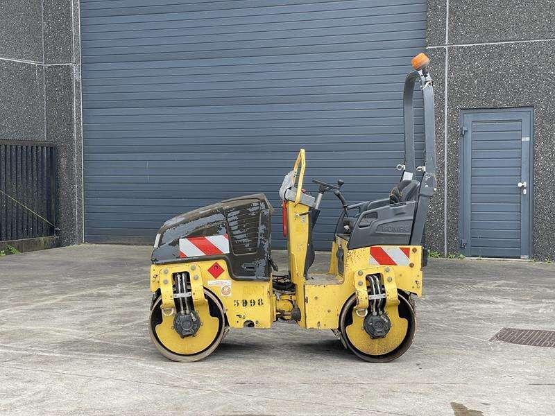 Bomag BW 100 ADM-5 Photo 2