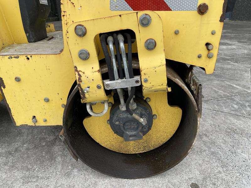 Bomag BW 100 ADM-5 Photo 8