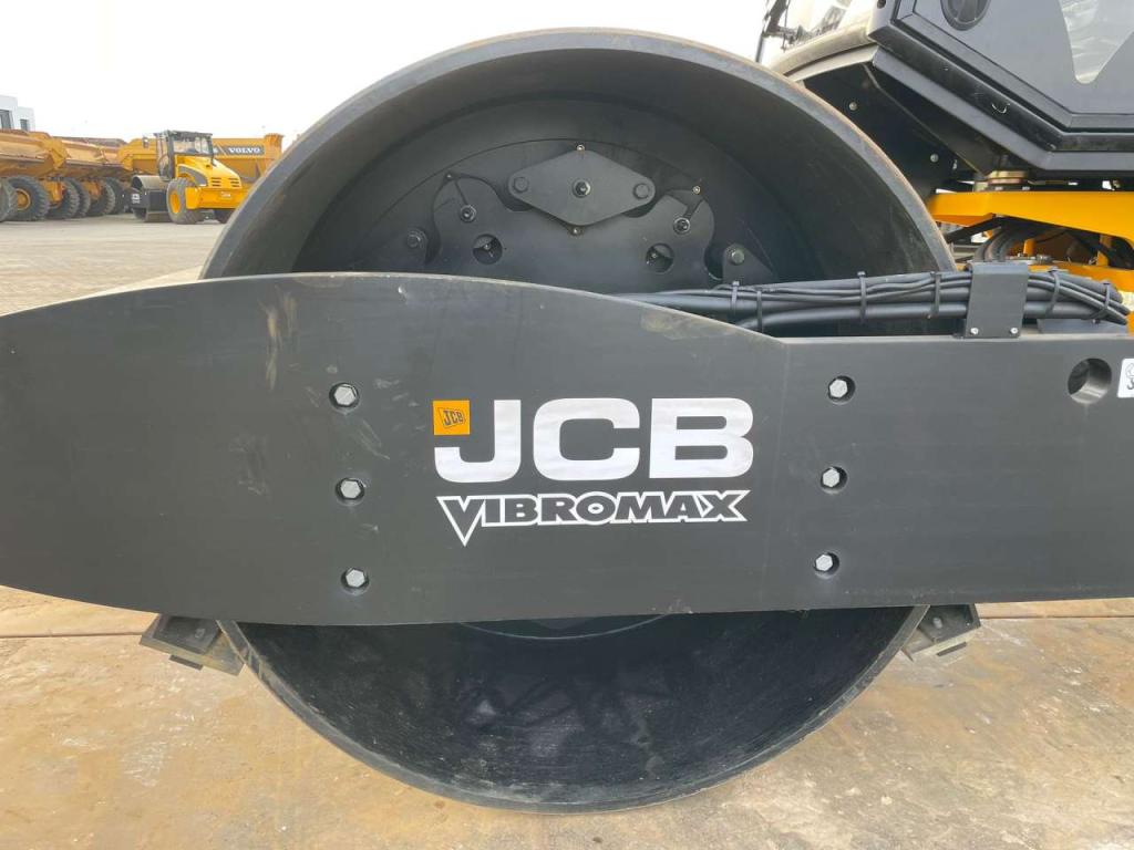 JCB VM166D (15.5t) Photo 10