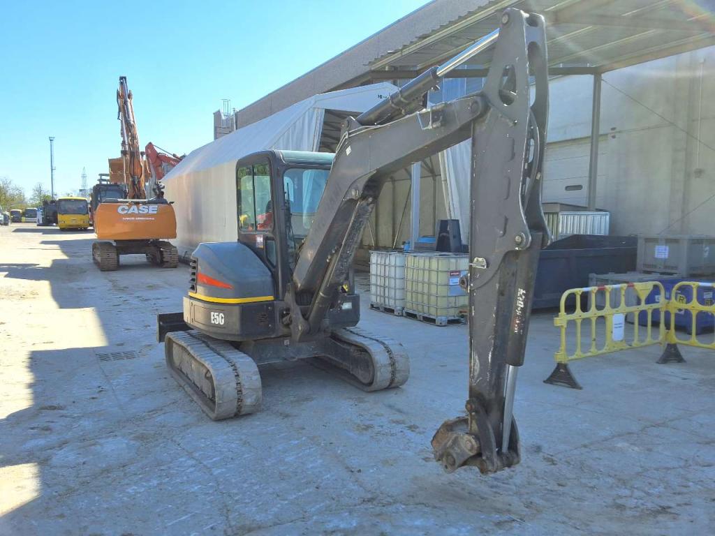 Bobcat E-50 BB-E46 Photo 3