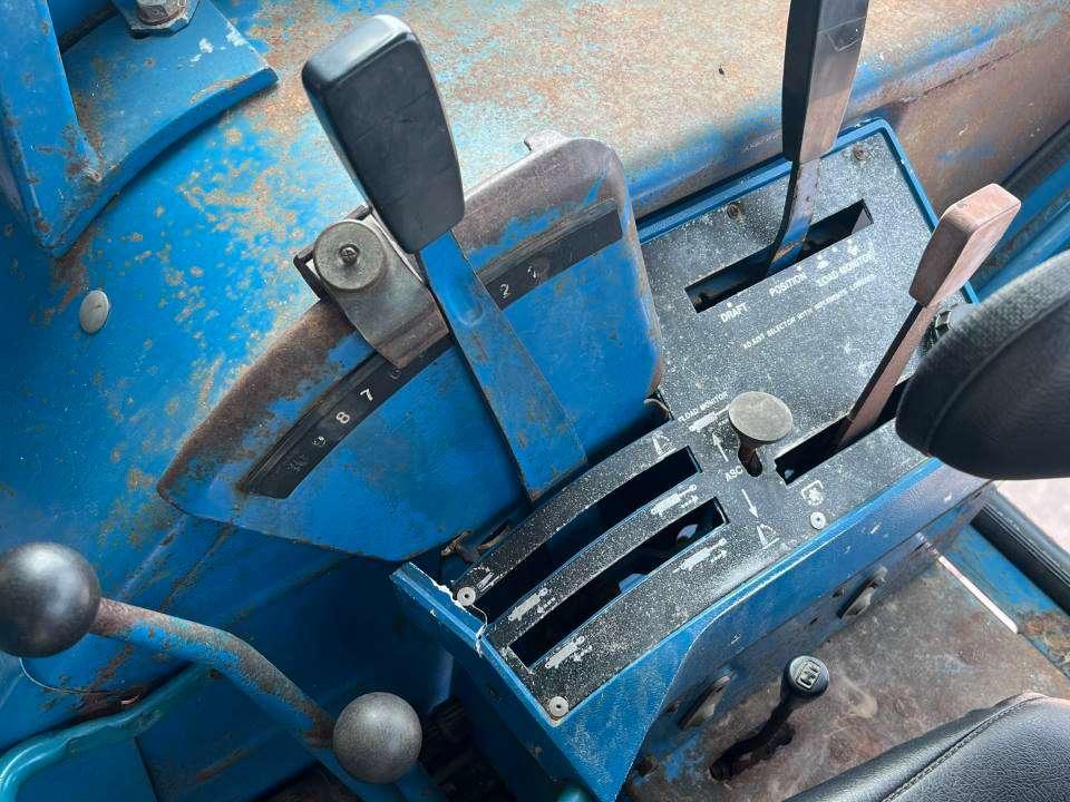 Ford 7700 4X4 Photo 7
