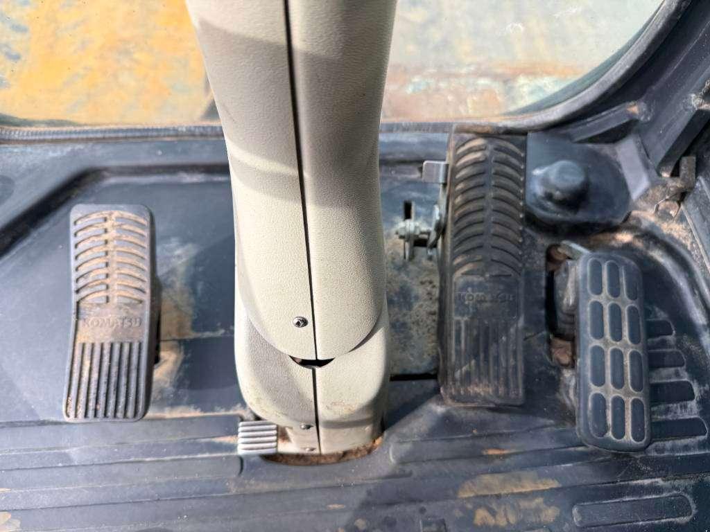 Komatsu PW160-8 - Triple Boom / Blade / Hammer Lines Photo 12