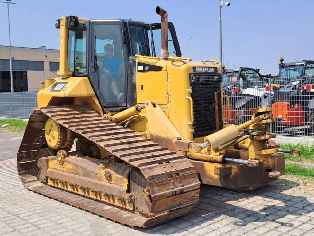 Caterpillar D6N LGP Photo 7