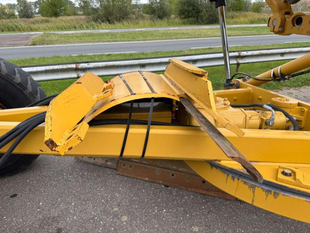 Caterpillar 140M Photo 30