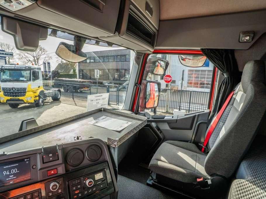 Renault C520-6x4 + HYDR. + INTARDER Photo 11