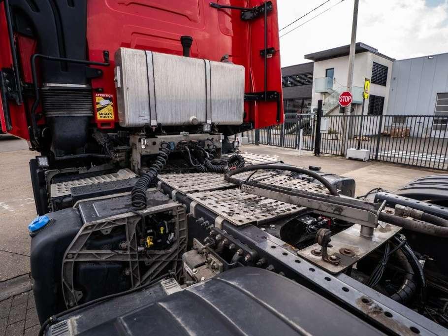 Renault C520-6x4 + HYDR. + INTARDER Photo 8