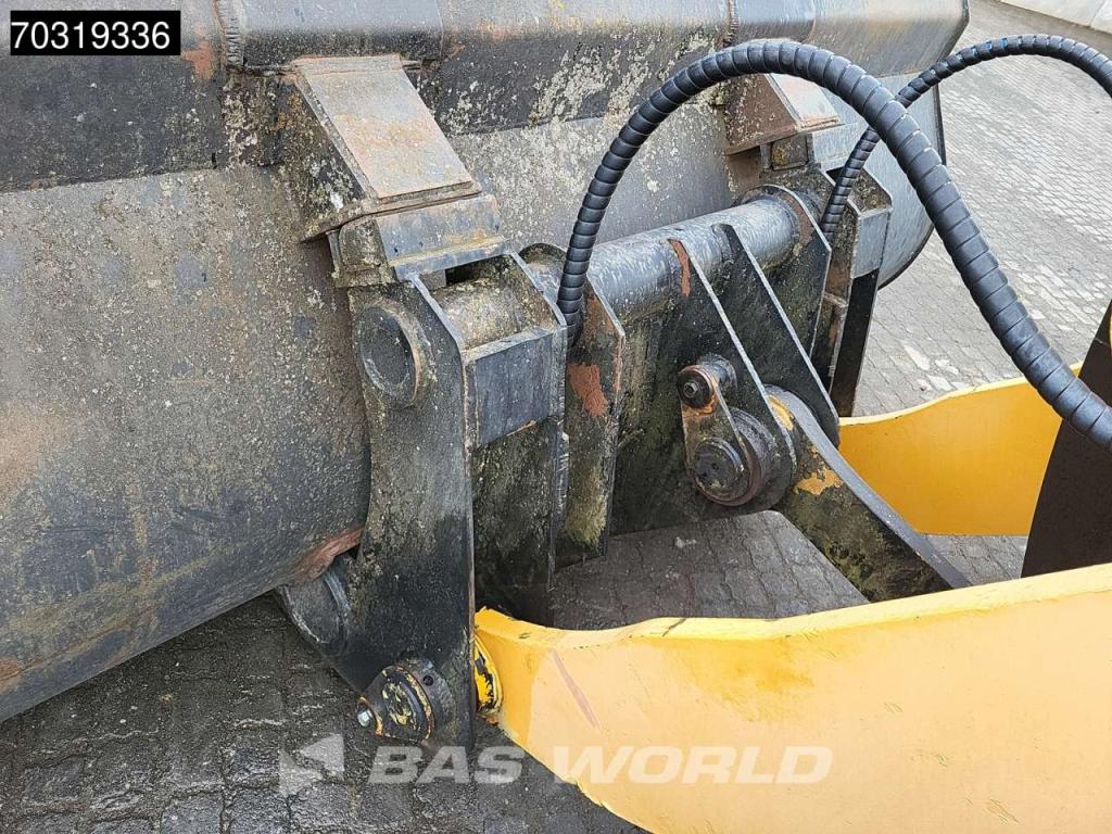 Hyundai HL760 Photo 21