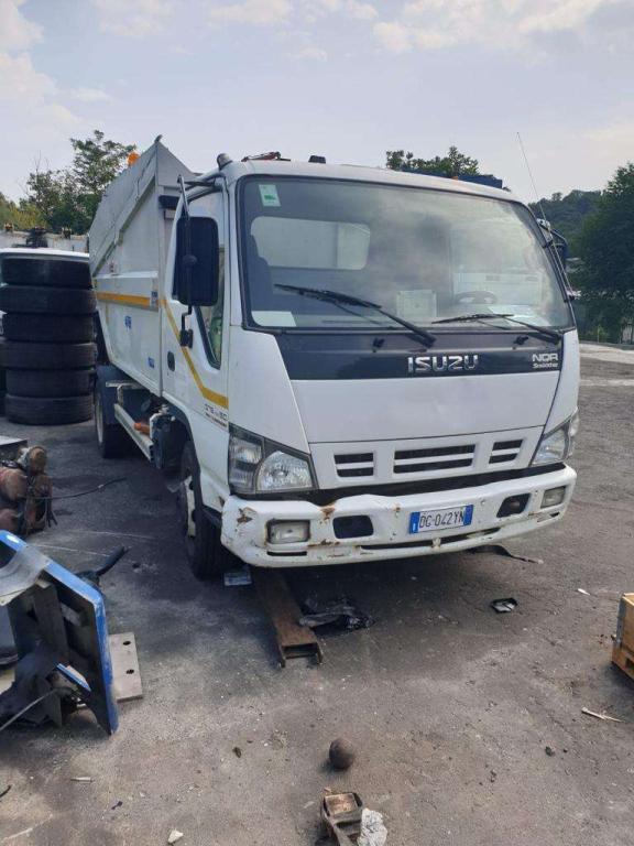 Isuzu NQR 15075 Photo 4