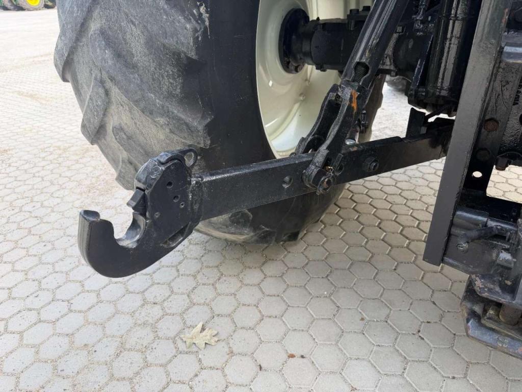 New Holland T6050 Photo 22