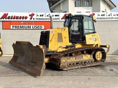 Caterpillar D6K2LGP sold by Massucco T. Srl