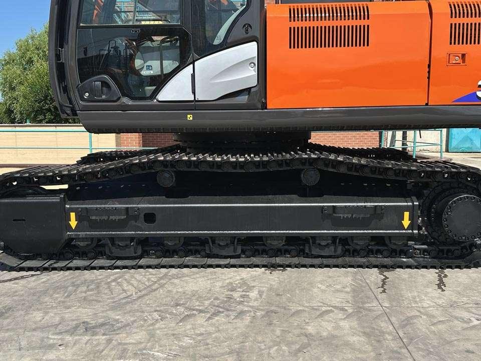 Hitachi ZX350LCNT-6 Photo 4