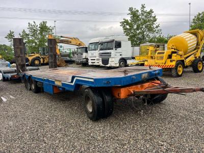 CTC Flatbed trailer sold by Albacamion Srl