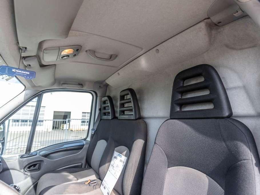 Iveco DAILY 35S17-3.0D Photo 18