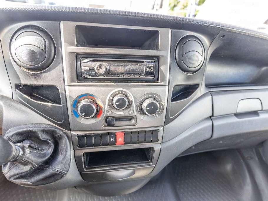 Iveco DAILY 35S17-3.0D Photo 19