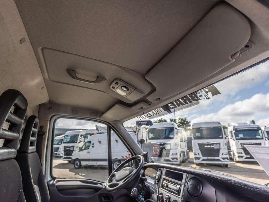 Iveco DAILY 35S17-3.0D Photo 22