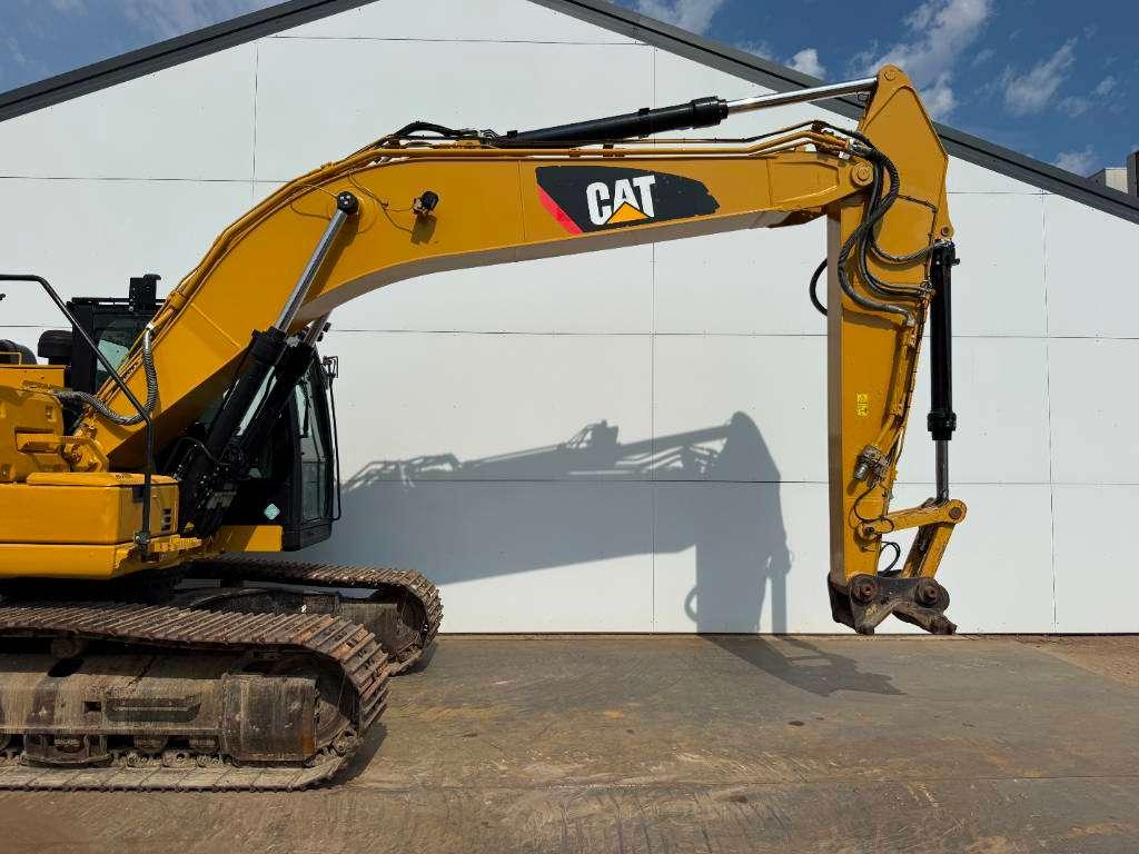 Caterpillar 323FL - Hammer Lines / Quick Coupler Photo 14