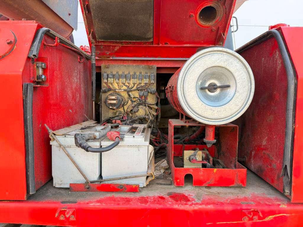 Mitsubishi LD700 - Dutch Machine / Pressurised Cabin Photo 23