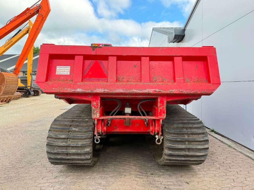 Mitsubishi LD700 - Dutch Machine / Pressurised Cabin Photo 4