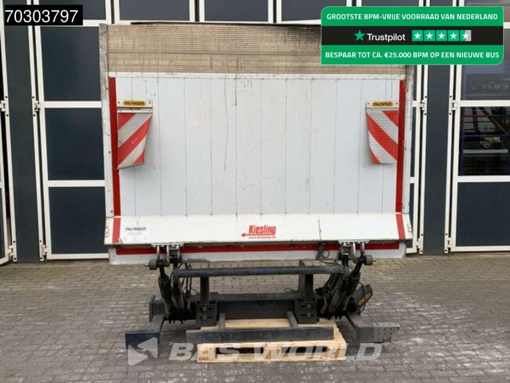 Palfinger Tail lift Photo 1