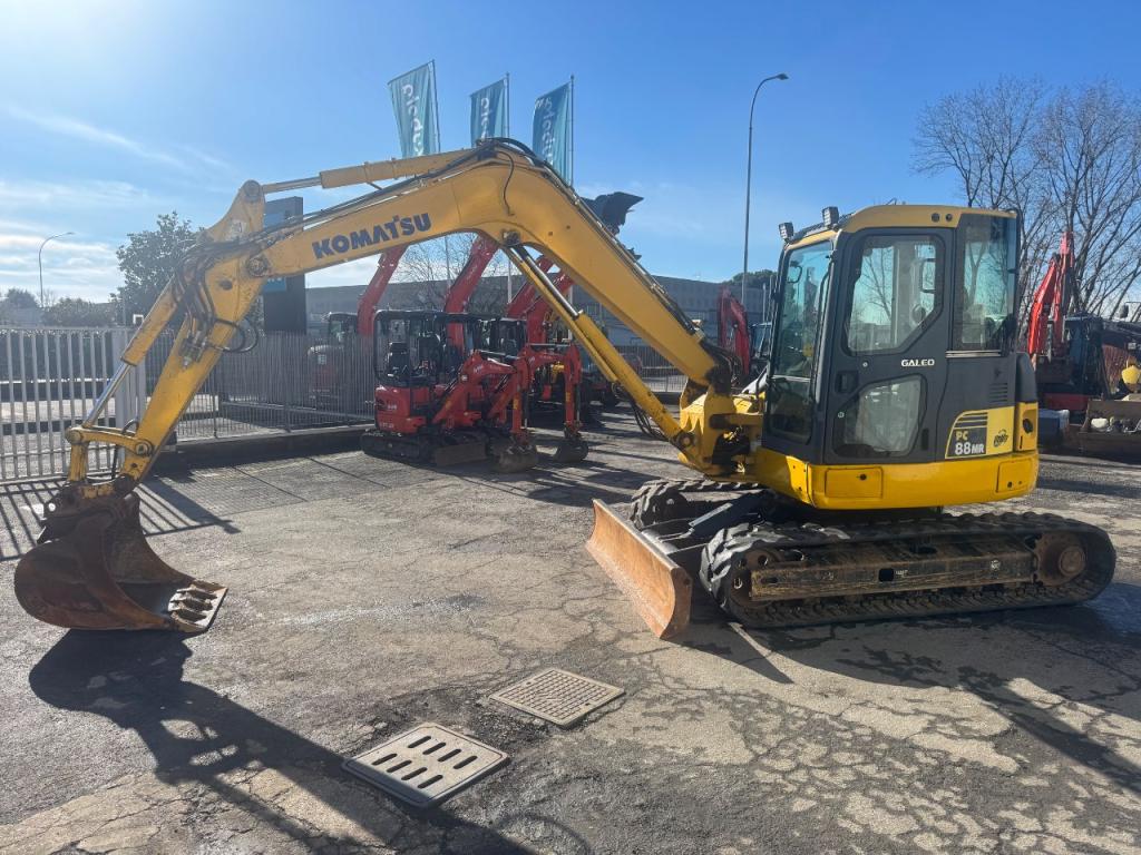 Komatsu PC88 MR-6 Photo 3