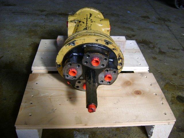Rotating joint for Caterpillar 325 B Photo 2