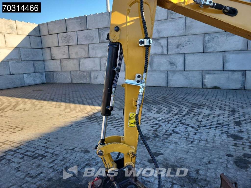 Caterpillar 301.8 Photo 12