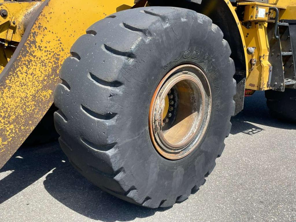 Caterpillar 972M Photo 11