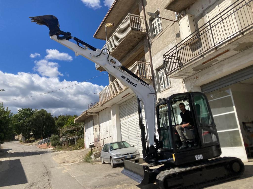 Bobcat E 60 Photo 5