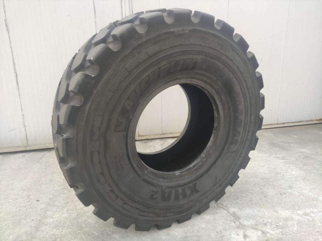 Michelin Tire Photo 2