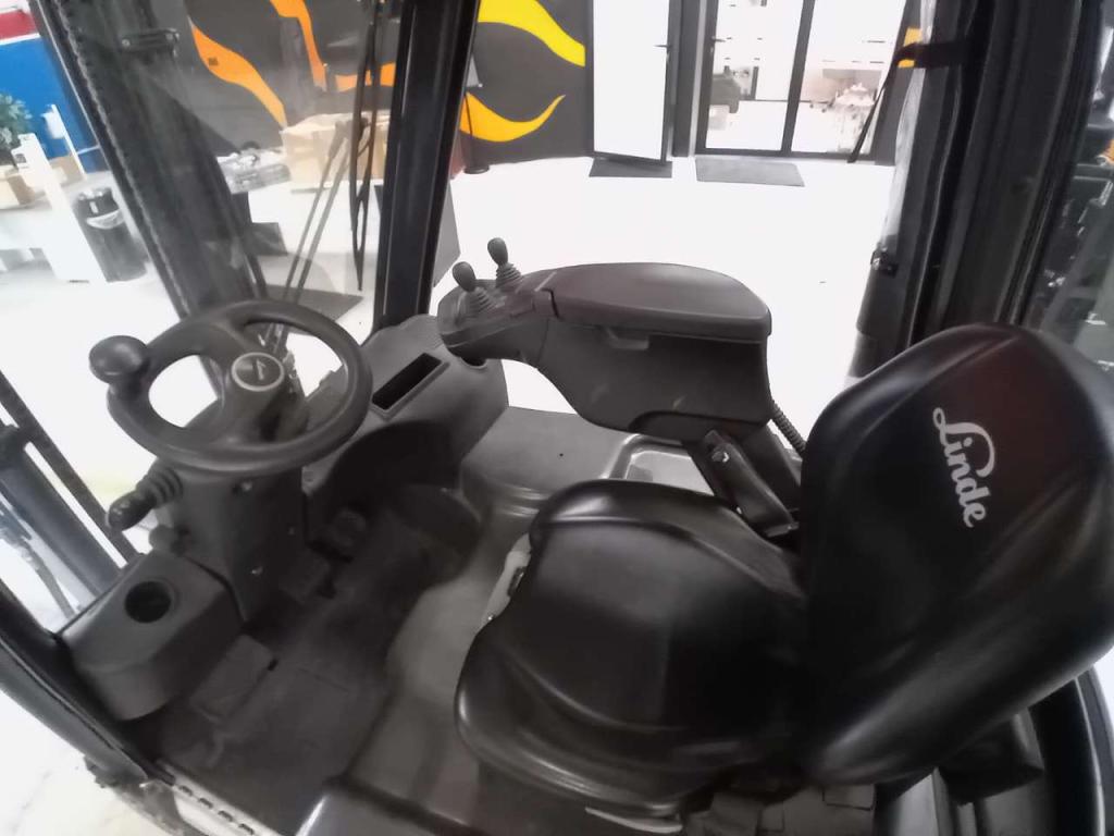 Linde E14-02 Photo 4