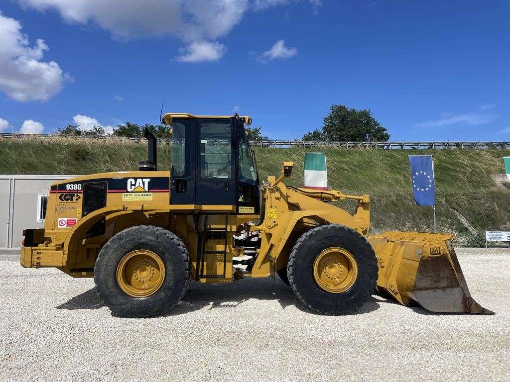 Caterpillar 938 GII Photo 1
