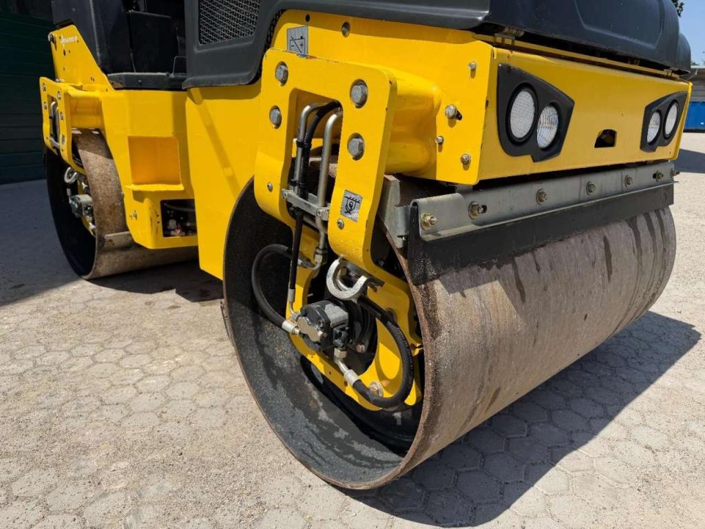 Bomag BW120 AD-5 Photo 9