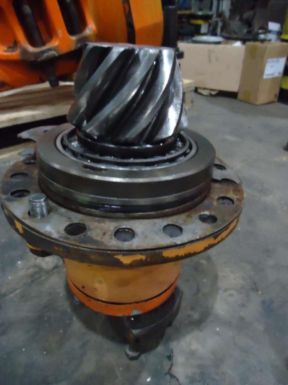 Front axle for Fiat Kobelco W270 Photo 12