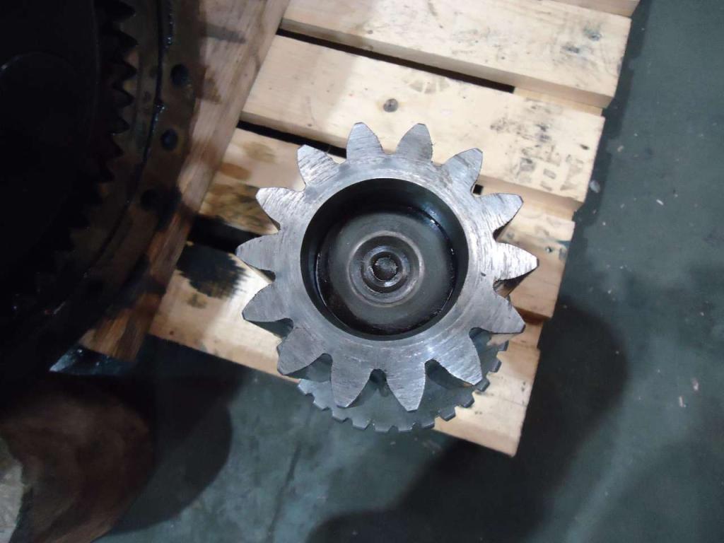 Front axle for Fiat Kobelco W270 Photo 15