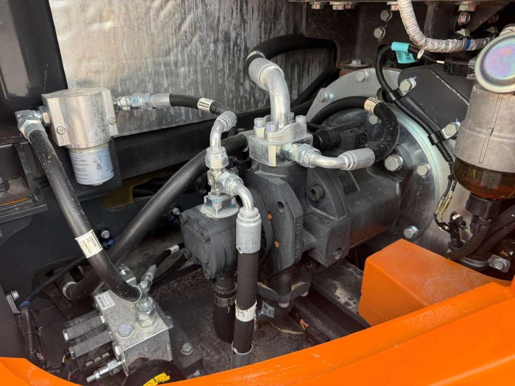 Develon DX85R-7 Photo 17