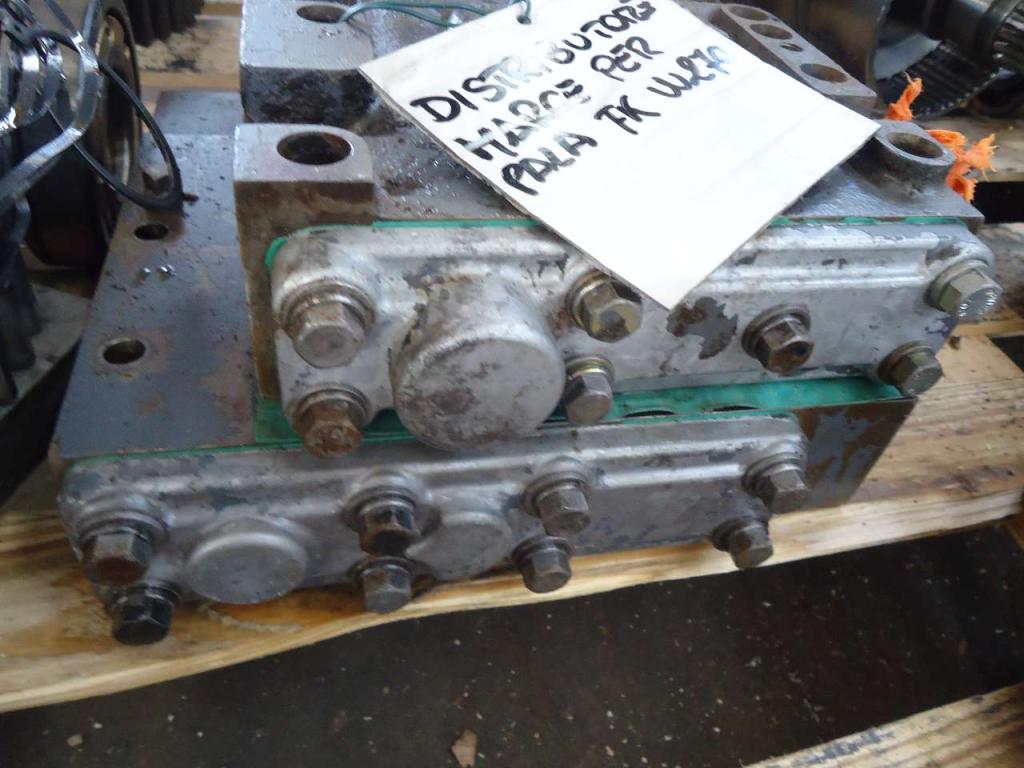 Gearshift for Fiat Kobelco W270 Photo 2