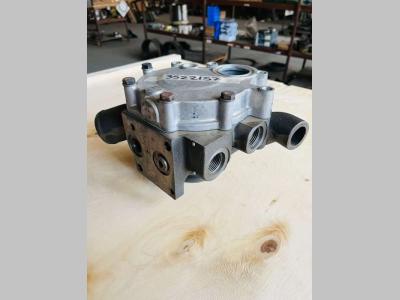 Engine water pump for Caterpillar sold by Duranti s.a.s.