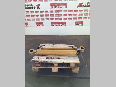 Lifting piston for Caterpillar 924G sold by Massucco T. Srl Area Ricambi