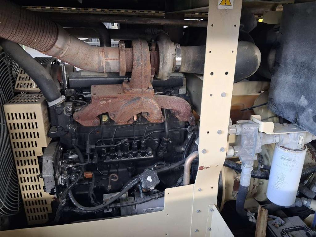Doosan INGERSOLL RAND 10/105 Photo 10