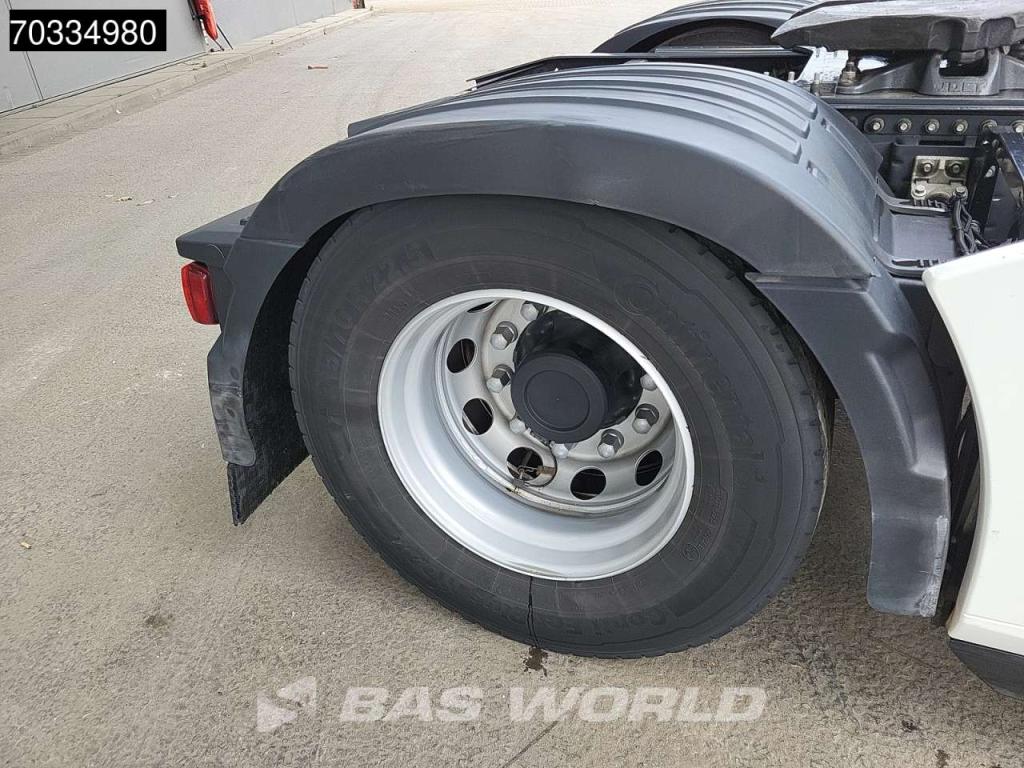 Renault T 480 4X2 HIGH 2xTanks Standklima ACC Photo 17